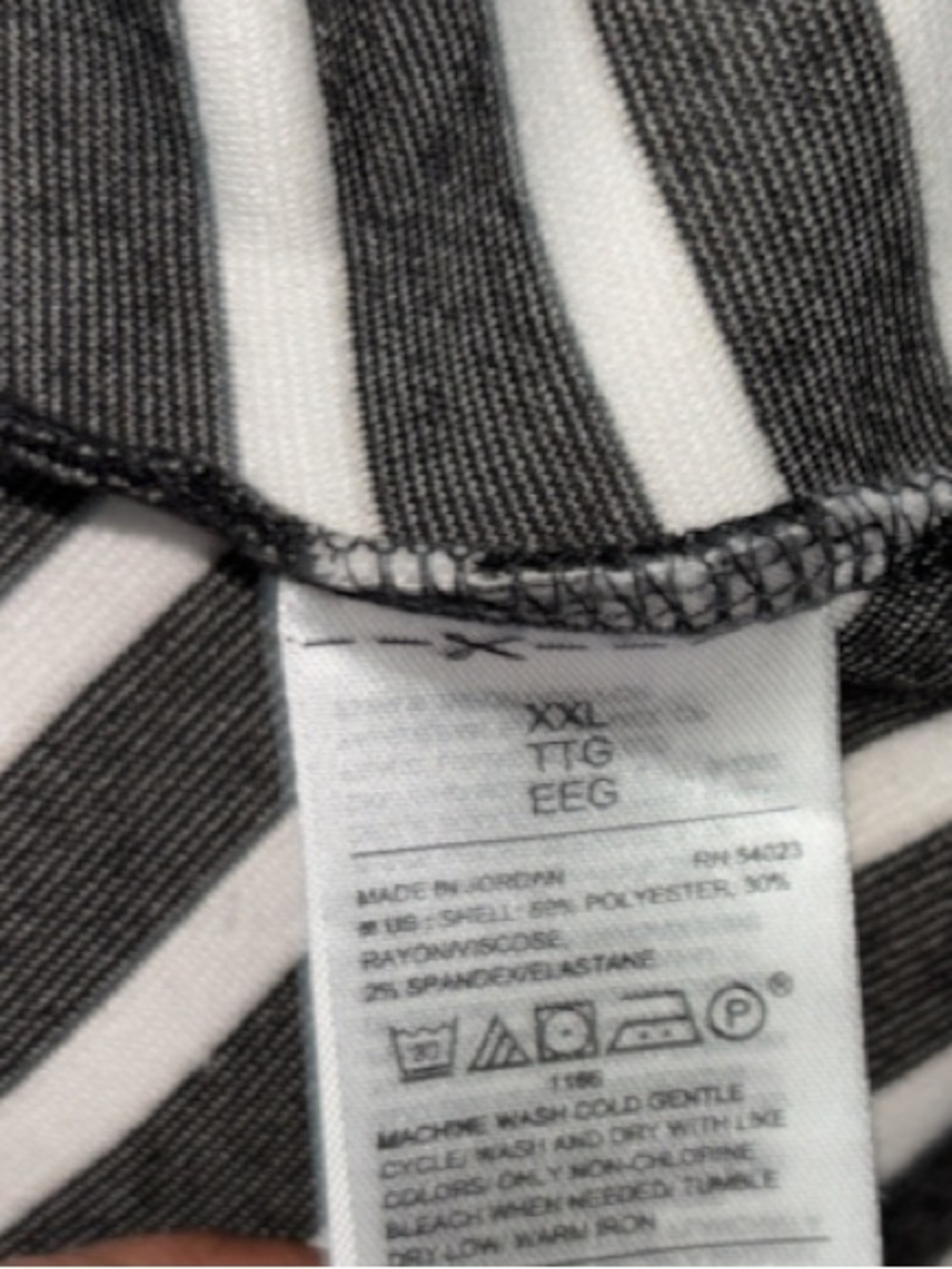 Old Navy Black & White Striped Fit&Flare Dress, P2P:23.5”, L:39.5” - Picture 9 of 9